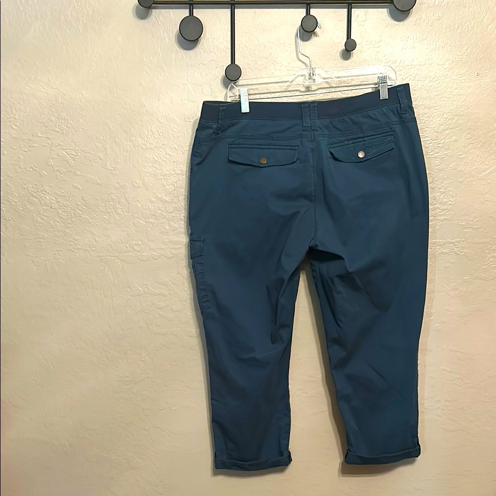 Women’s Lee Relaxed Fit Capris